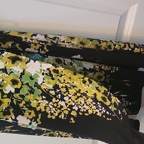 Wrap Dress Size Medium Floral Black Green RETRO 70s Apt 9 - Picture 4 of 10